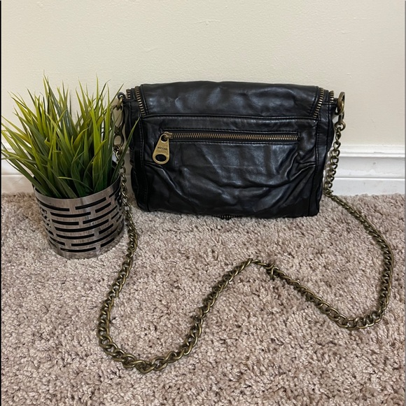 Matt & Nat Black Bag with Chain crossbody strap - Picture 2 of 13